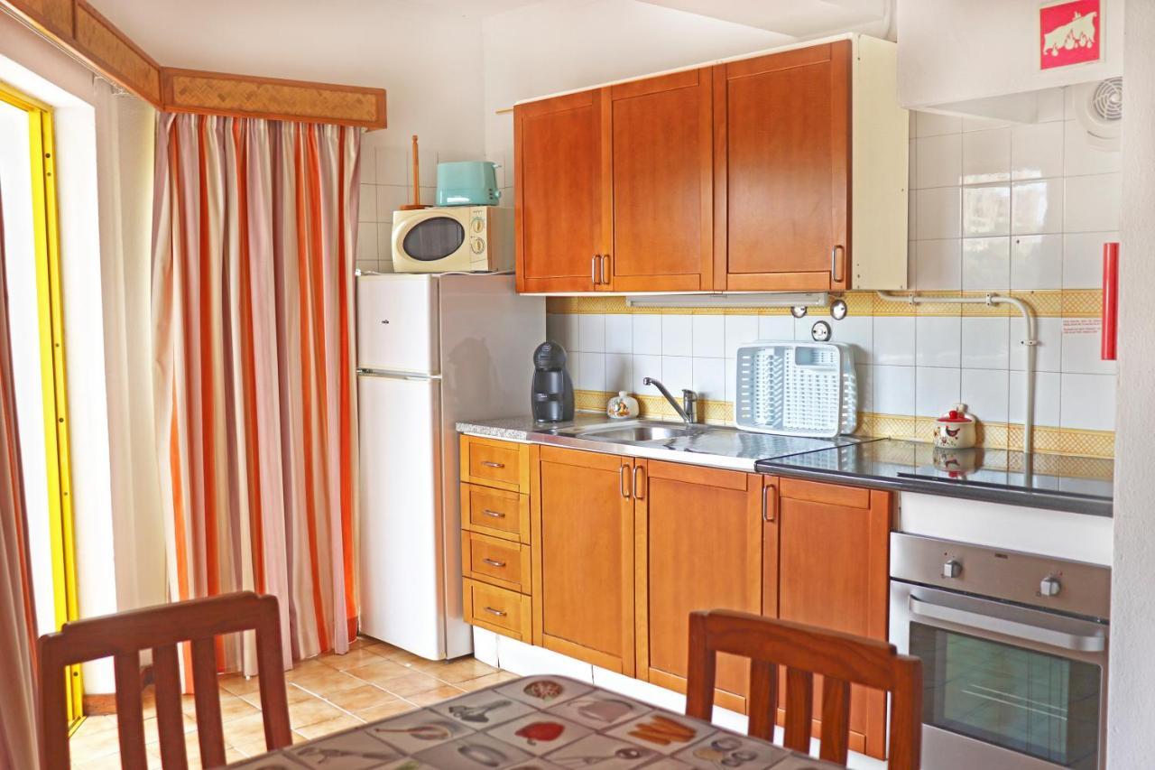 Comfy Apartment At Clube Praia Da Rocha Portimao Bagian luar foto