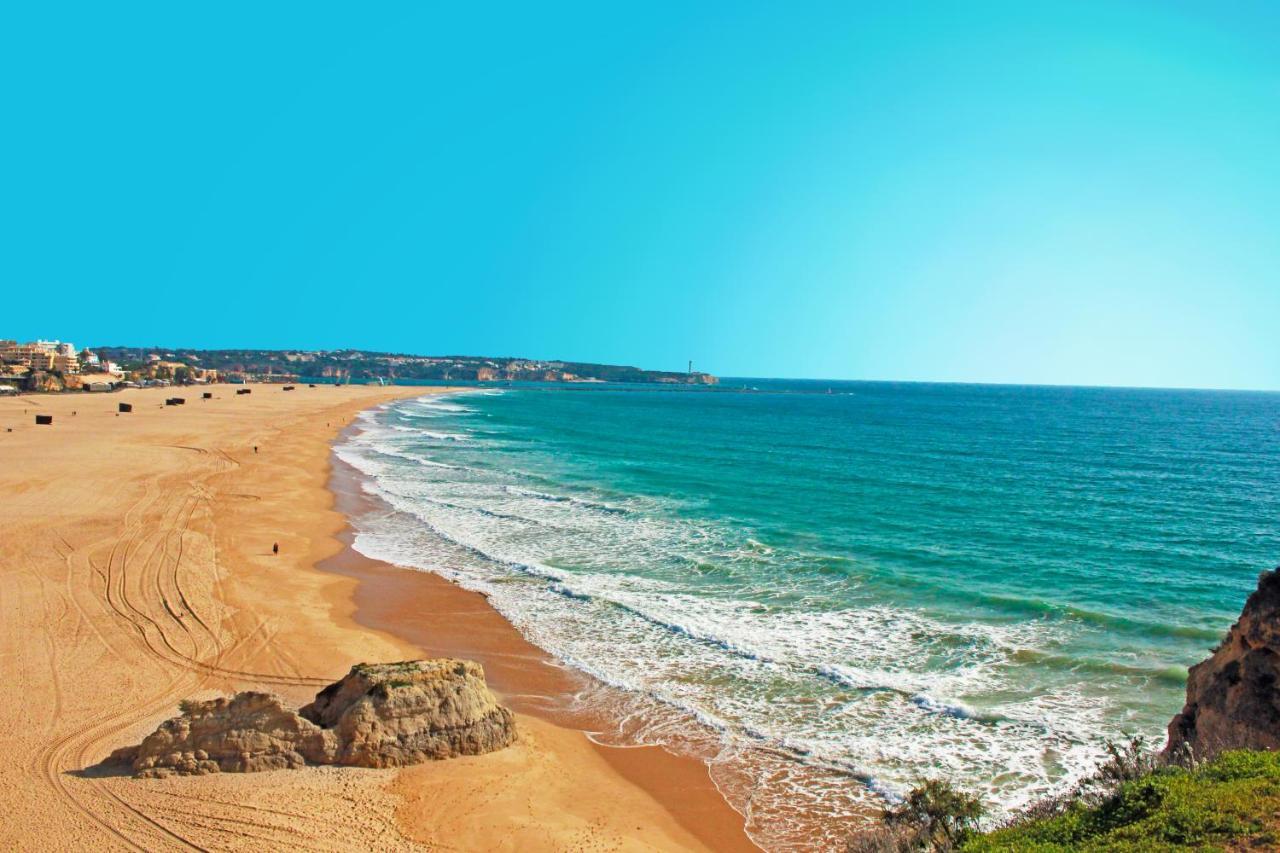 Comfy Apartment At Clube Praia Da Rocha Portimao Bagian luar foto